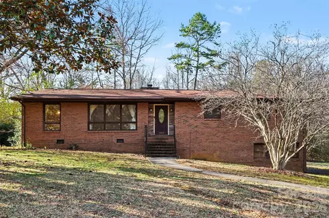 7014 Delisa Dr, Charlotte, NC 28214
