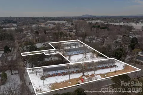 386 17th Ne Ave NE, Hickory, NC 28601