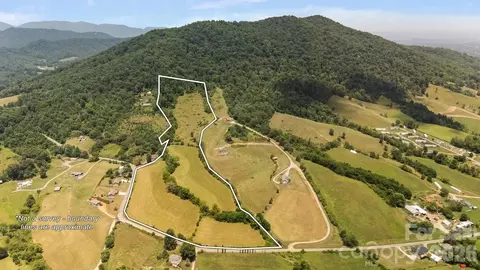 99999 Green Valley Rd, Leicester, NC 28748