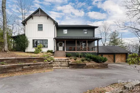 246 Sweetwater Rd, Mills River, NC 28759