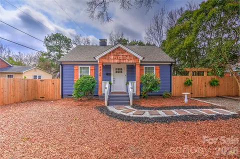 4429 Major St, Charlotte, NC 28208