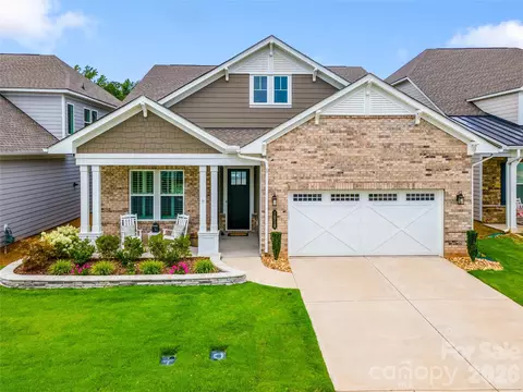 1018 Lake Como Dr, Monroe, NC 28110