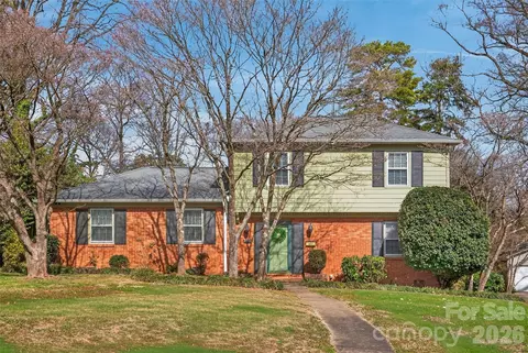 731 Sandridge Rd, Charlotte, NC 28210