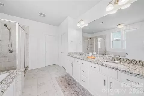 Bath - 218 June Bug Ln, Fort Mill, SC 29708 photo 1 of 3