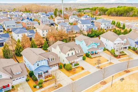 View/Area - 218 June Bug Ln, Fort Mill, SC 29708 photo 2 of 5