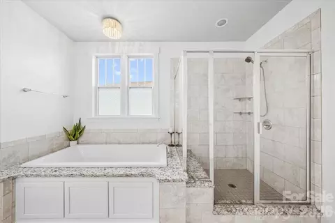 Bath - 218 June Bug Ln, Fort Mill, SC 29708 photo 3 of 3