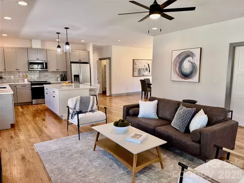 314 Gallimore Rd, Brevard, NC 28712