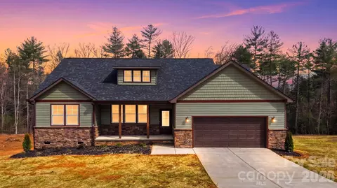 2426 Kimberly Ave, Morganton, NC 28655