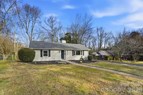 931 Hickory Nut St, Charlotte, NC 28205