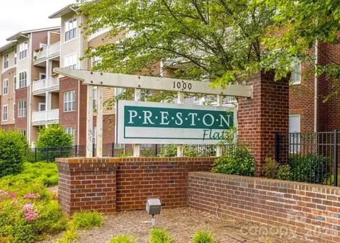1000 E Woodlawn 208 Rd #208, Charlotte, NC 28209