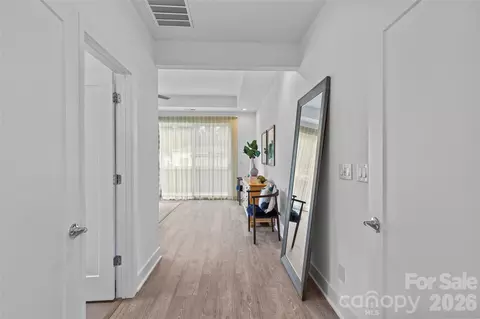 Entry Way - 1237 Realta Dr, Charlotte, NC 28211 photo 5 of 5