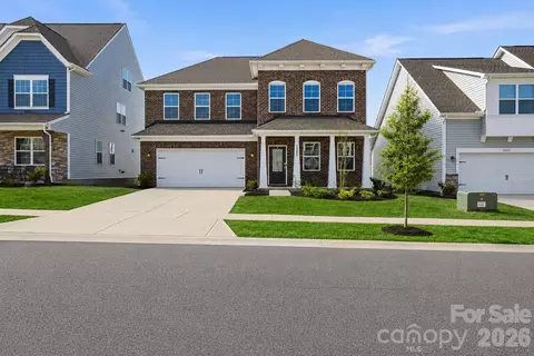 12023 Bishop Castle Dr, Charlotte, NC 28273
