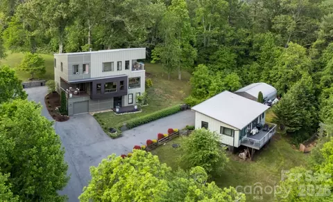 Wild Pine Court, Leicester, NC 28748