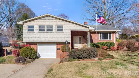 2016 Audrey Dr, Gastonia, NC 28054