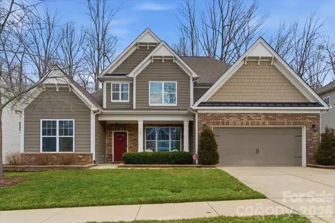 130 Canoe Pole Ln, Mooresville, NC 28117