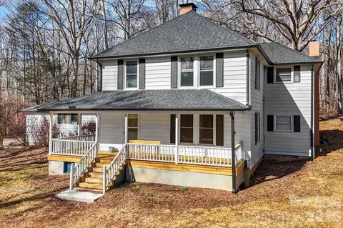 42 Old Patton Hill Rd, Swannanoa, NC 28778