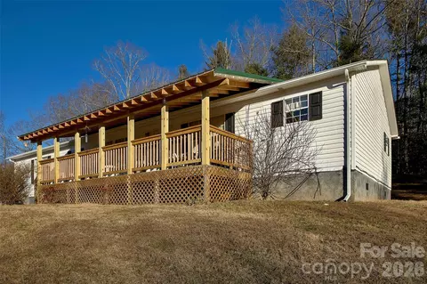 3 Altapass Trl, Spruce Pine, NC 28777 photo 11