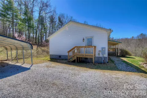 3 Altapass Trl, Spruce Pine, NC 28777 photo 34