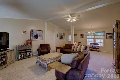 3 Altapass Trl, Spruce Pine, NC 28777 photo 17