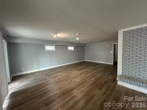 Living - 614 Sunnybrook Dr, Monroe, NC 28110 photo 2 of 6