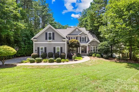 2455 Talbot Ct, Sherrills Ford, NC 28673
