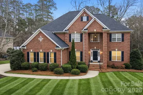 905 Patricians Ln, Monroe, NC 28110