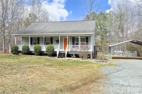 4421 Spoon Loop Rd, Liberty, NC 27298