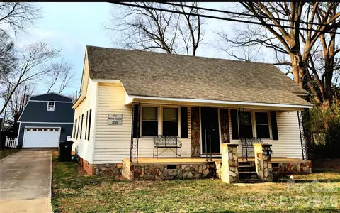 3015 Yadkin Ave, Charlotte, NC 28205