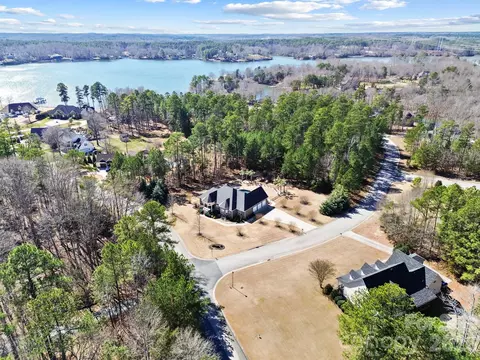 5312 Johnsons Barn Rd, York, SC 29745