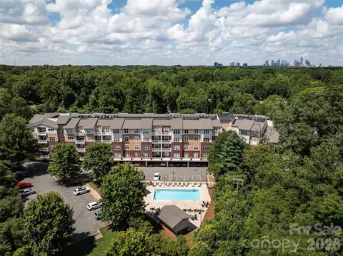 1000 E Woodlawn 311 Rd #311, Charlotte, NC 28209