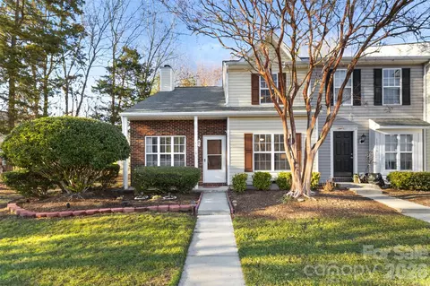 11118 Pimlico Dr, Charlotte, NC 28273