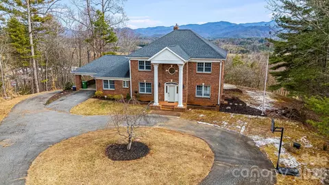 200 Duck Dr, Mars Hill, NC 28754