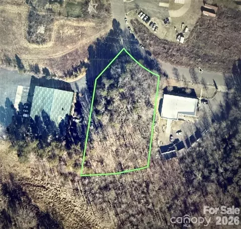 000 Green Park Cir, Charlotte, NC 28217