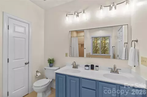 Bath - 131 Morrison Hill Rd, Davidson, NC 28036 photo 1 of 3