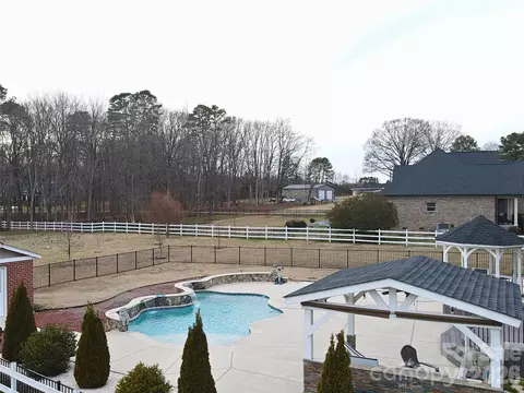 Exterior - 3605 Crow Rd, Monroe, NC 28112 photo 2 of 2