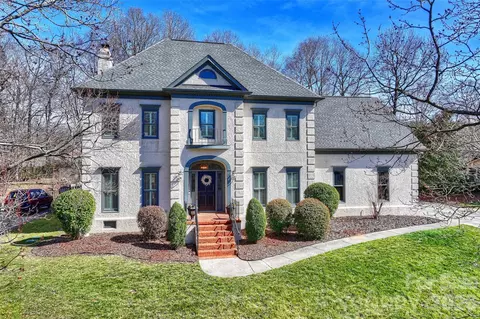 9434 Tresanton Dr, Charlotte, NC 28210