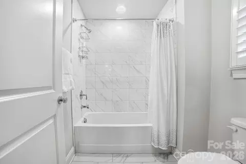 Bath - 17826 Jetton Green Loop, Cornelius, NC 28031 photo 4 of 4