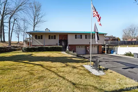 36 Kimberly Dr, Canton, NC 28716