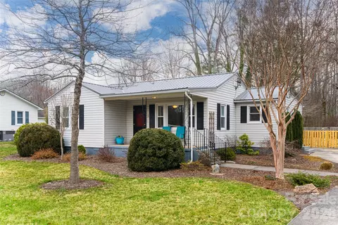 439 Big Bend Rd, Brevard, NC 28712