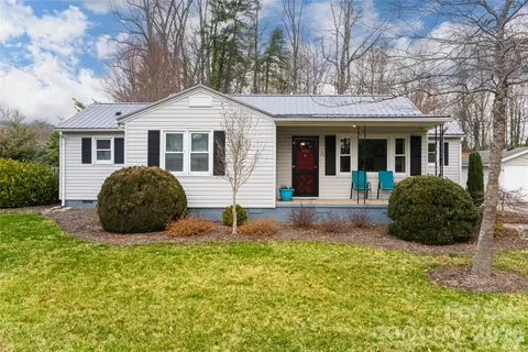 Exterior - 439 Big Bend Rd, Brevard, NC 28712 photo 1 of 19