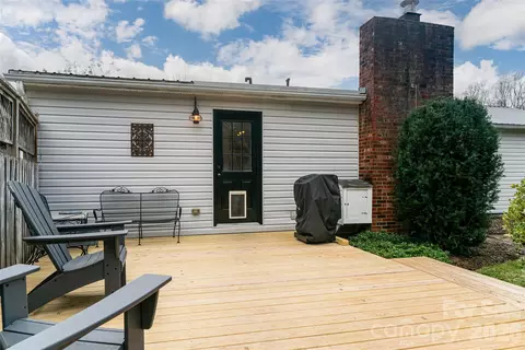 Exterior - 439 Big Bend Rd, Brevard, NC 28712 photo 5 of 19