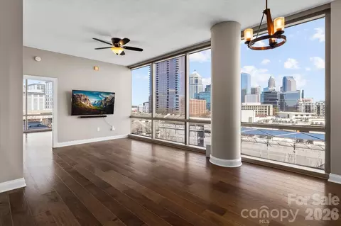 315 Arlington 906 Ave #906, Charlotte, NC 28203