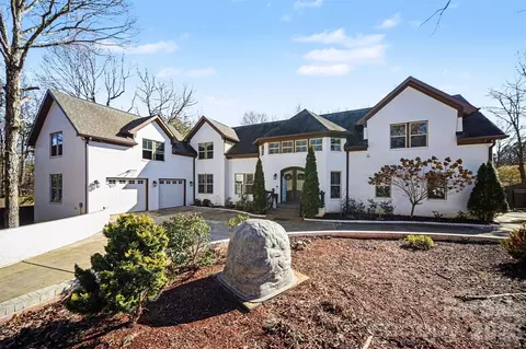 14832 Brighton Pl, Charlotte, NC 28227