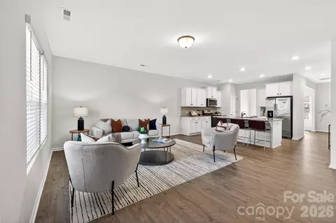 Living - 835 Scotch Meadows 121 Loop #121, Monroe, NC 28110 photo 2 of 3