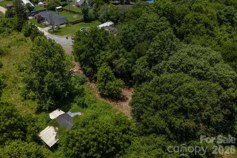 000 Peach St, Mount Holly, NC 28120
