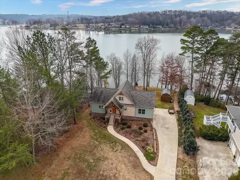 230 Riverwalk Rd, Stony Point, NC 28678