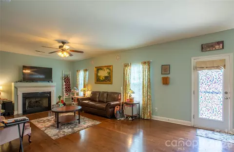 Living - 19449 Smith Cir, Cornelius, NC 28031 photo 3 of 3