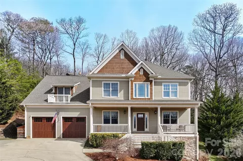 22 Rosebay Ln, Asheville, NC 28803