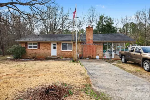 128 Paul Snipes Rd, Lancaster, SC 29720