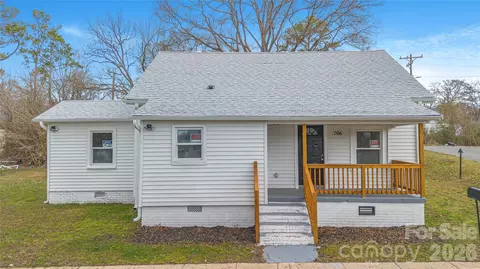 706 Sweeney St, Chester, SC 29706